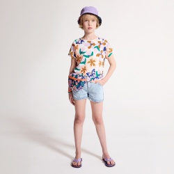 شورت جينز باللون الأزرق الباهت للفتيات